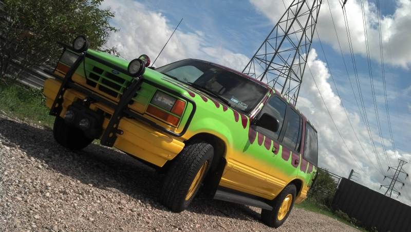 Illustration for article titled How To Build A Painstakingly Perfect Jurassic Park Ford Explorer